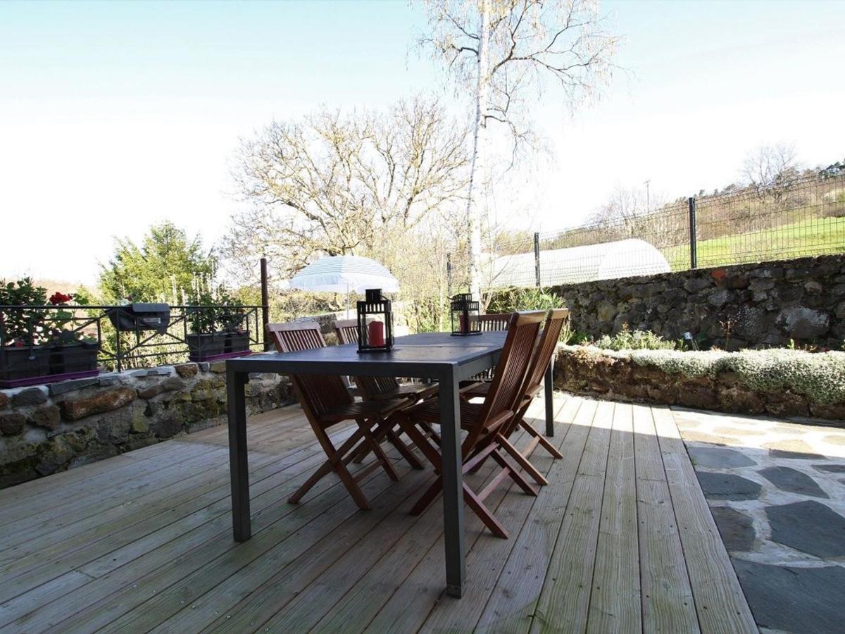 Gîte Saint-Vidal, 4 pièces, 6 personnes - FR-1-582-308 Esterno foto
