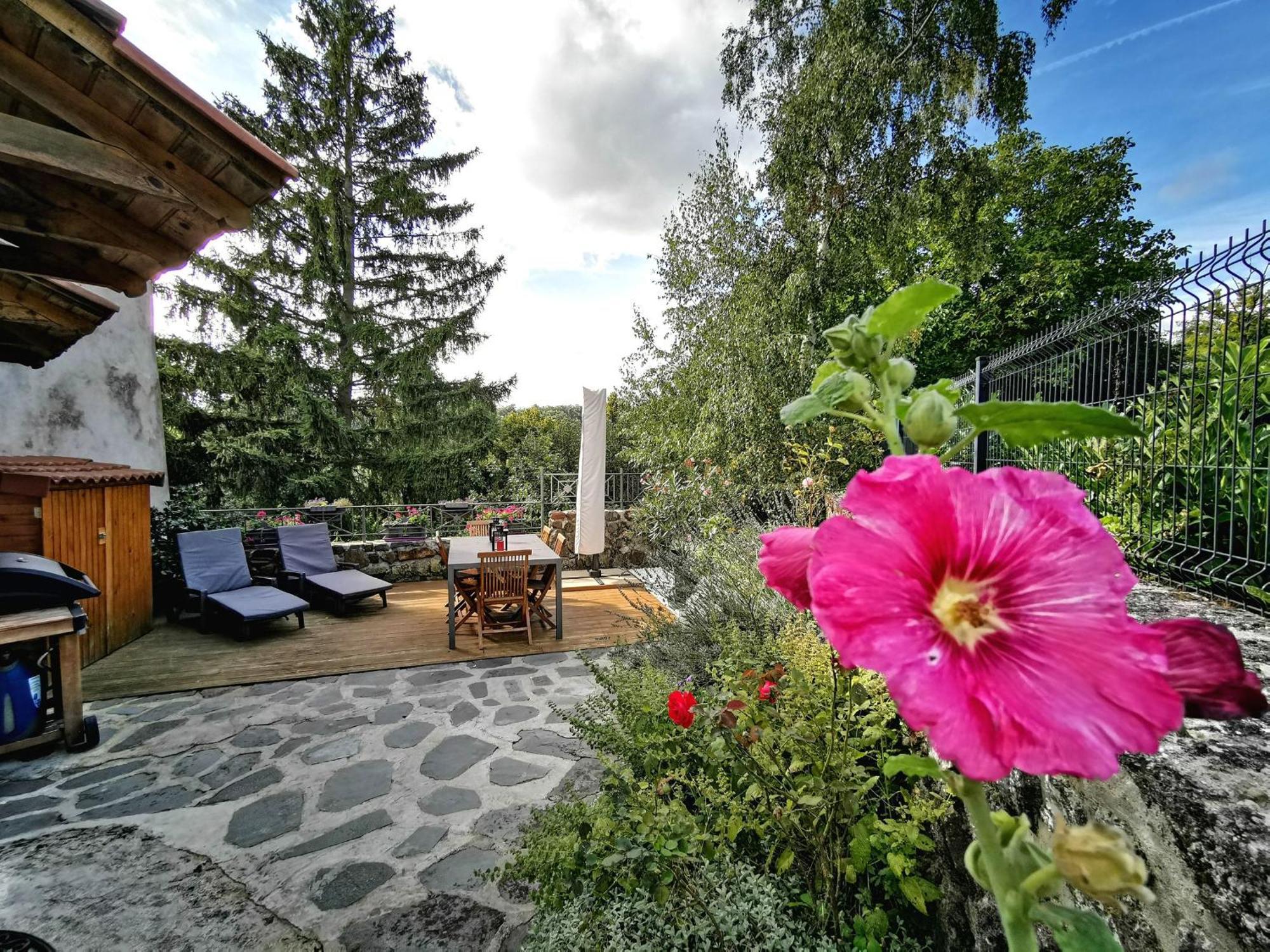 Gîte Saint-Vidal, 4 pièces, 6 personnes - FR-1-582-308 Esterno foto